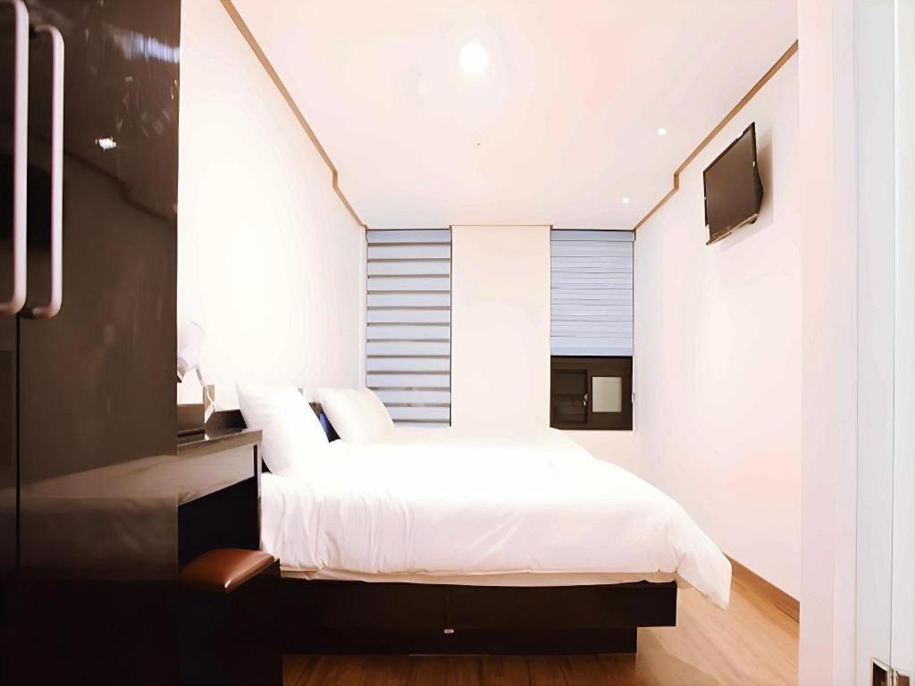 Hotel Myeongdong Mom House Seoul