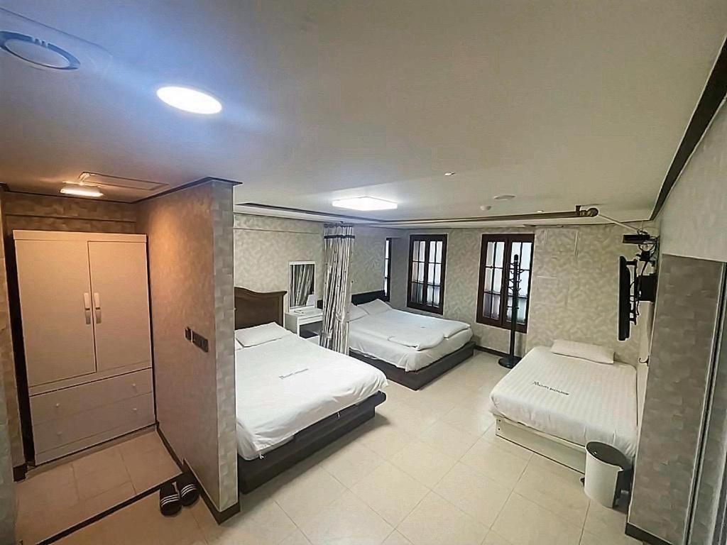 Hotel Myeongdong Mom House