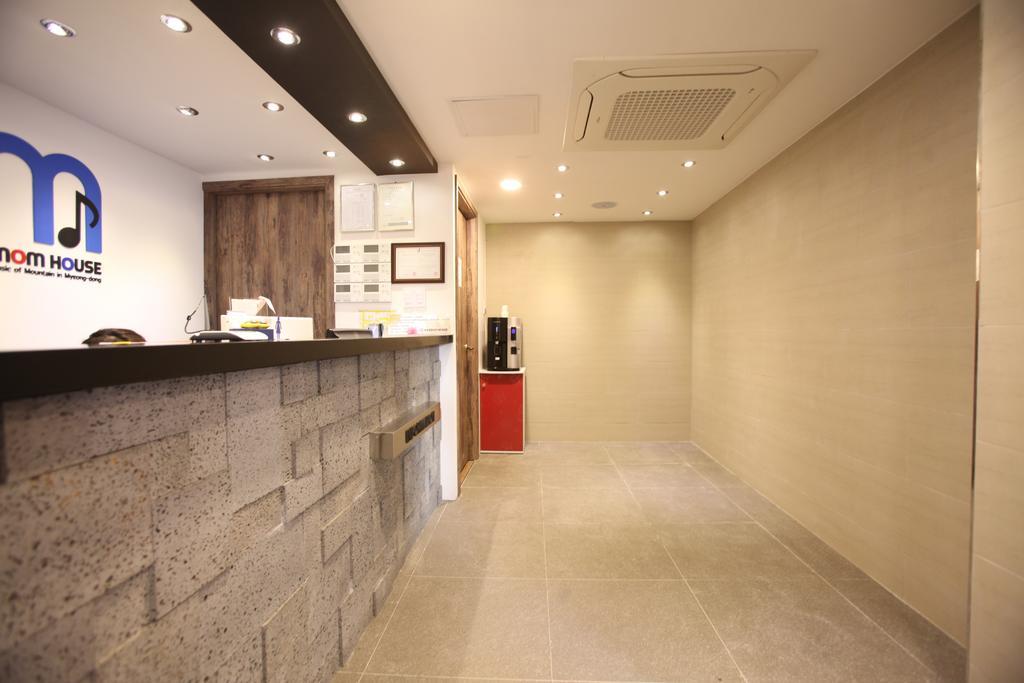 Myeongdong Mom House Hotel Seoul